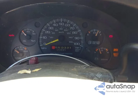 2001 Chevrolet Express z USA, uszkodzony, nr VIN 1GCFG25W811171458